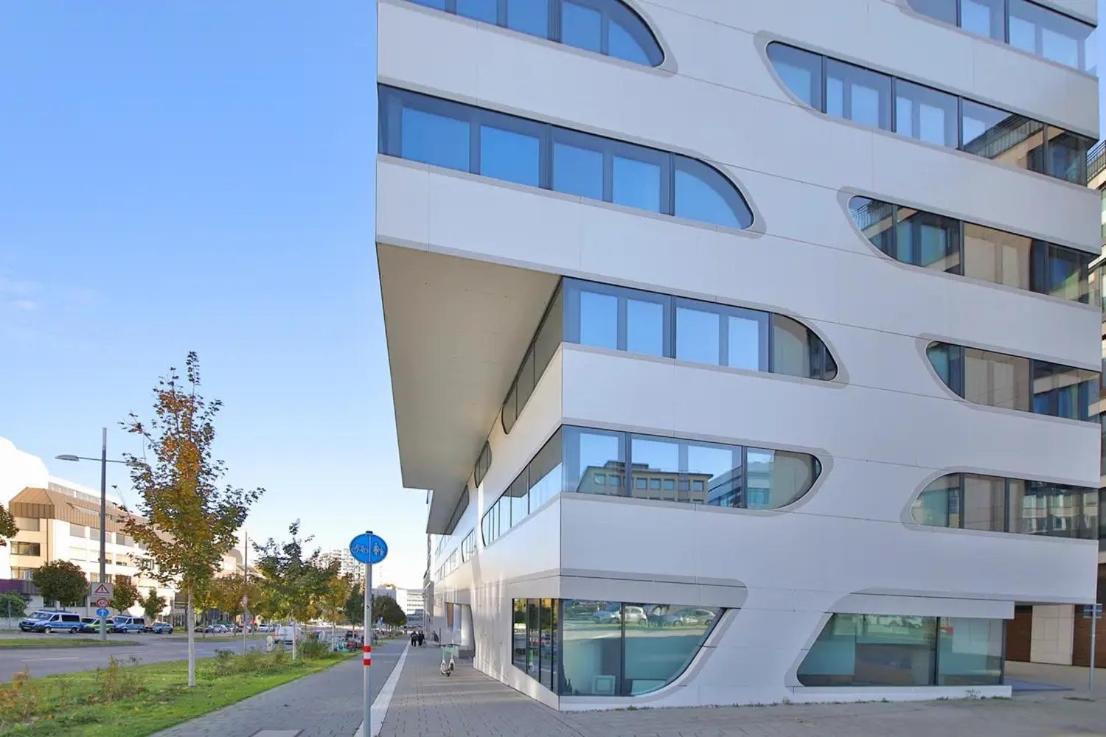 Sky Aparthotel Stuttgart Exterior photo